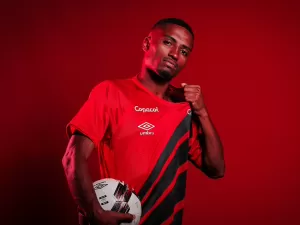 Athletico anuncia jogador eleito duas vezes melhor jovem do mundo no futsal