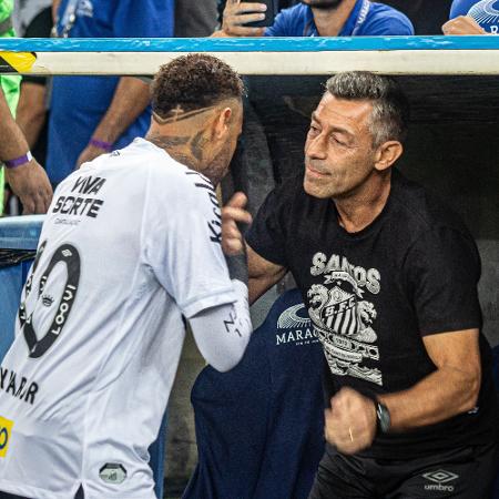 Pedro Caixinha e Neymar, no duelo entre Fluminense e Santos Pedro Caixinha e Neymar, no duelo entre Fluminense e Santos