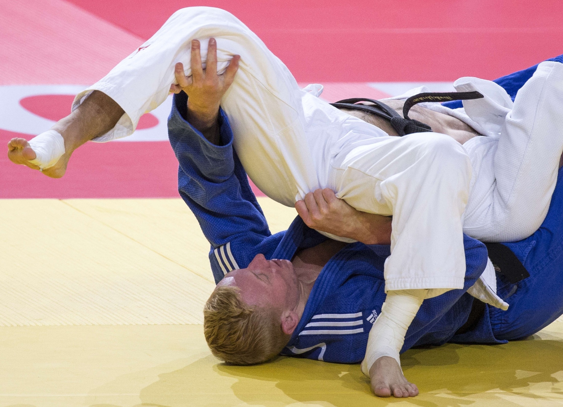 AFP PHOTO / JACK GUEZ