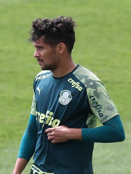 Gustavo Scarpa tem três ofertas para deixar o Palmeiras - Cesar Greco