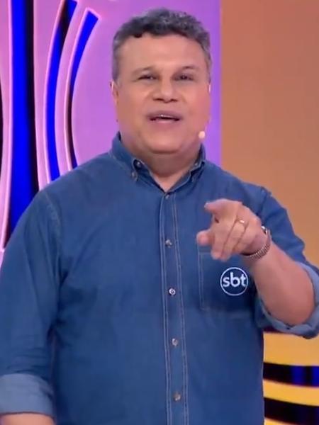 Téo José, narrador do SBT, leu "textão" contra "Emenda Globo" - Reprodução