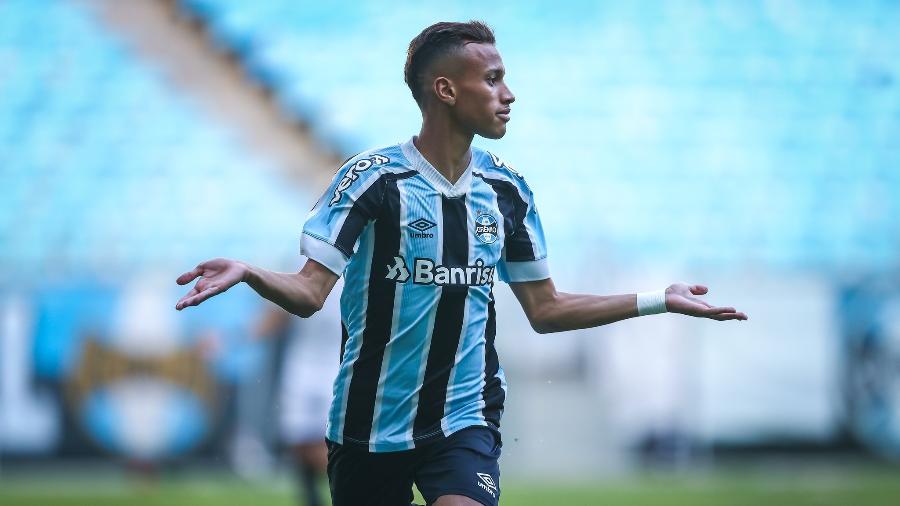 Bitello, volante do Grêmio, comemora gol na final do Brasileiro de Aspirantes - Lucas Uebel/Grêmio