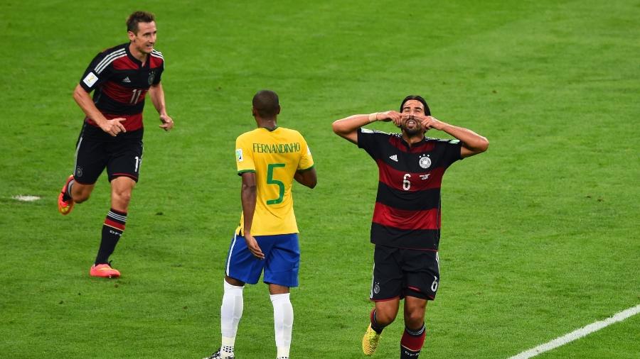 Sami Khedira marcou o quinto gol da Alemanha contra o Brasil na semifinal da Copa do Mundo de 2014 - Jamie McDonald/Getty Images