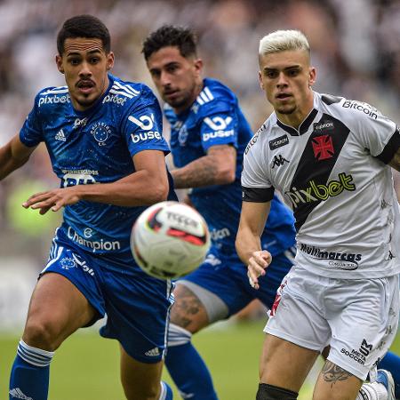 Vasco e Cruzeiro se enfrentaram pela Série B no ano passado - Thiago Ribeiro/Thiago Ribeiro/AGIF