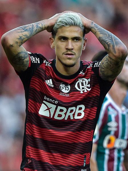 Pedro, do Flamengo, lamenta chance perdida durante partida contra o Fluminense - Thiago Ribeiro/AGIF