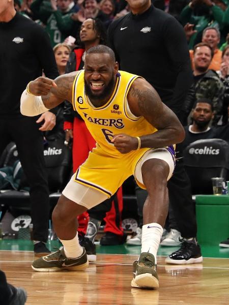 LeBron James ficou enfurecido com a arbitragem na partida contra o Boston Celtics - Maddie Meyer/Getty Images