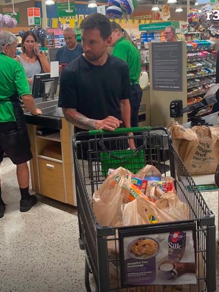 Lionel Messi em um supermercado de Miami