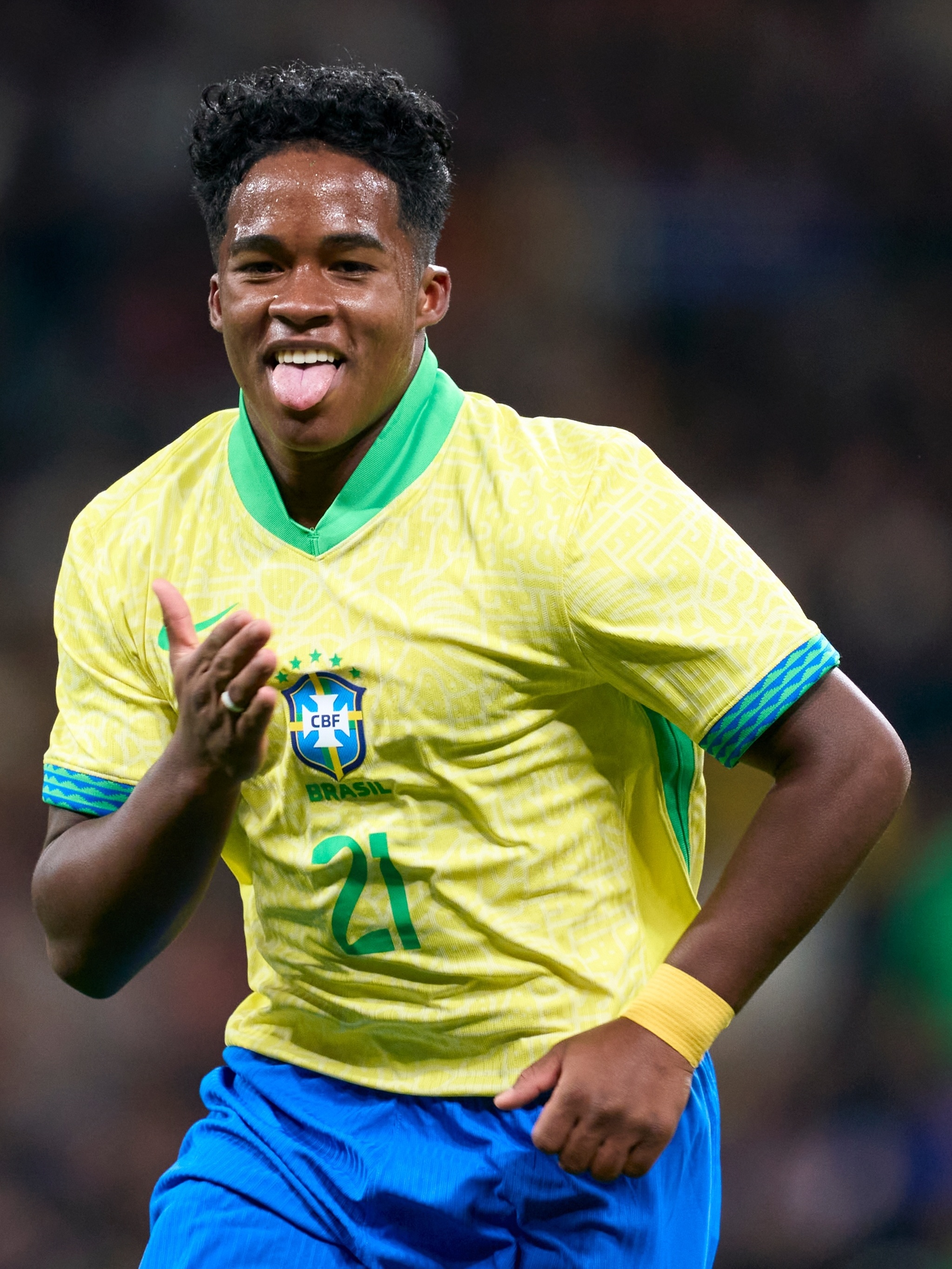 Endrick diz que sentiu 'leveza impressionante' em 1ª vez no Bernabéu