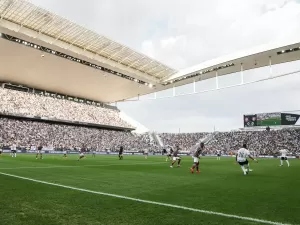Corinthians tem maior média de público na Arena em início do Brasileirão