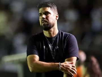 Corinthians pensa em nova chance para António, mas vê pressão aumentar