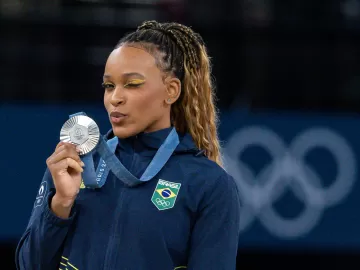 Transmissão ao vivo de Rebeca Andrade na final do salto: veja onde assistir