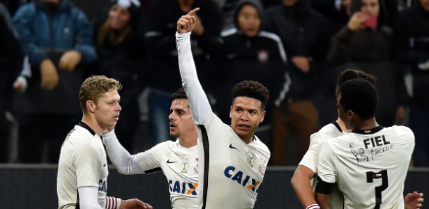 Grupo atual do Corinthians tem recebido críticas por instabiliade na temporada; reforços devem chegar em 2017, mas sem "loucuras"  - Mauro Horita/AGIF