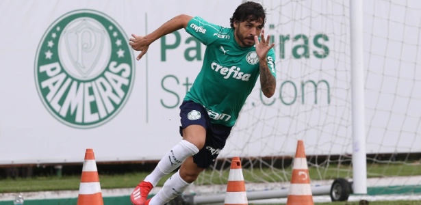 Goulart fala em infância palmeirense e prefere não dar data para estreia