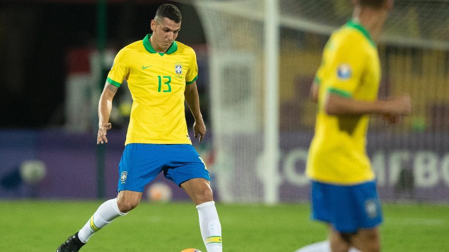 Nino fez bom pré-olímpico com a seleção brasileira e "reforça" zaga do Fluminense - Lucas Figueiredo/CBF