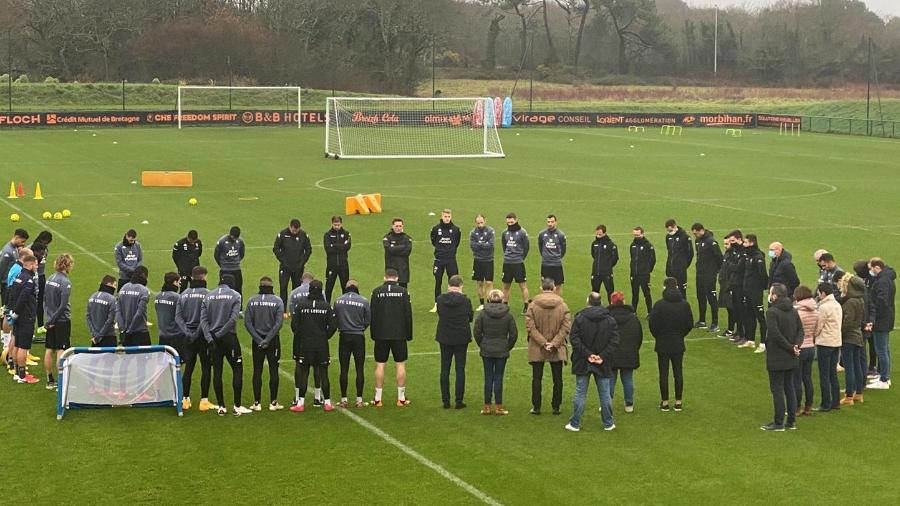 Jardineiro morre ao ser atingido por refletor após jogo do Francês - Divulgação/Twitter Lorient