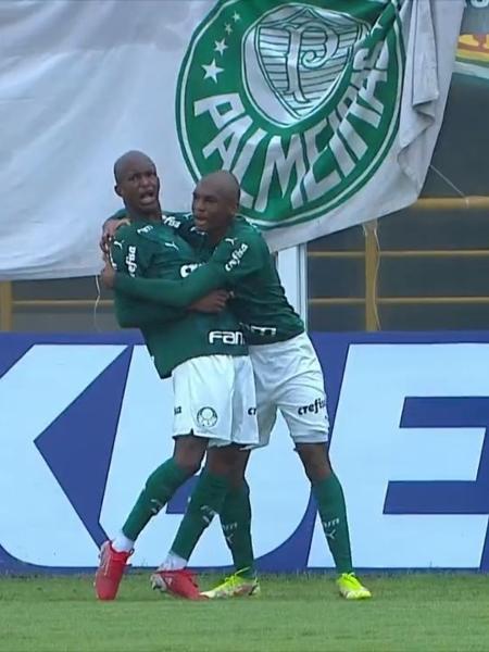 Vitinho fez o primeiro gol do Palmeiras na vitória sobre o Real Ariquemes - Reprodução/SporTV