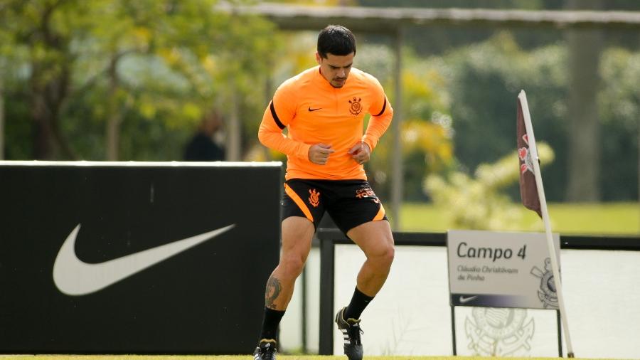 Fagner se recupera de entorno no joelho durante treino do Corinthians - Rodrigo Coca/Agência Corinthians