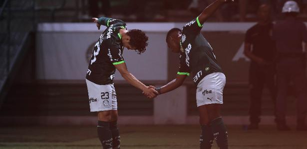 Destaque: Endrick e Raphael Veiga são os líderes de vendas de camisas no Palmeiras.