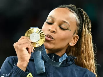 Rebeca Andrade soma mais de R$ 800 mil com premiação nas Olimpíadas  