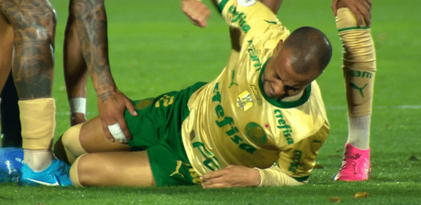 Lesão de Mayke torna Vitor Reis dúvida para próxima partida do Palmeiras.