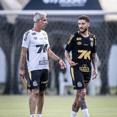 Fábio Mahseredjian e Zé Rafael, em treino do Santos - Raul Baretta/Santos FC