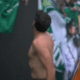 Mundial: Abel Ferreira tira camisa e dá para torcedor do Palmeiras; veja