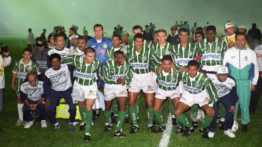 Time do Palmeiras campeão paulista de 1996 com 102 gols marcados - Eduardo Knapp-2.jun.1996/Folhapress