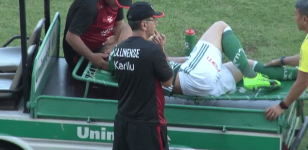 VÍDEO: Volante do Linense pede desculpas a Moisés por lance que resultou em lesão