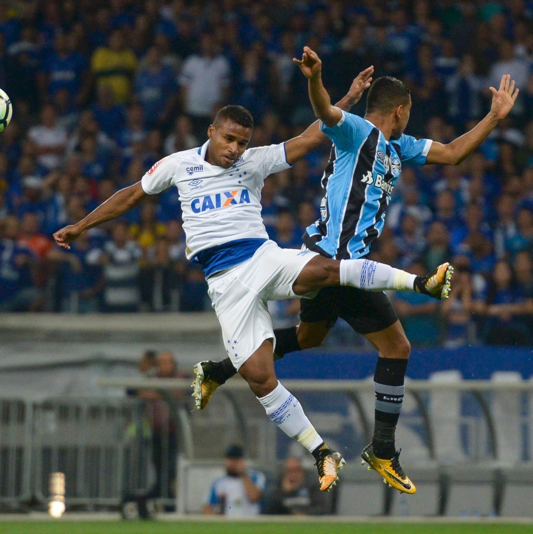 Cruzeiro e Grêmio lideram lista de jogos mostrados pelo sportv no