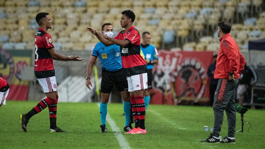 Ryan Luka substitui Rodrigo Muniz durante jogo do Flamengo contra o América-MG - Alexandre Vidal/Flamengo