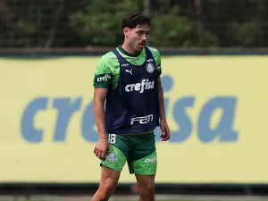 Maurício se lesiona em treino do Palmeiras e vira problema para Abel Ferreira