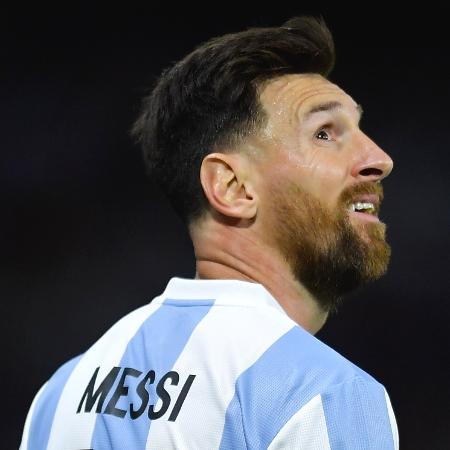 Lionel Messi em ação com a camisa da Argentina - Marcelo Endelli/Getty Images