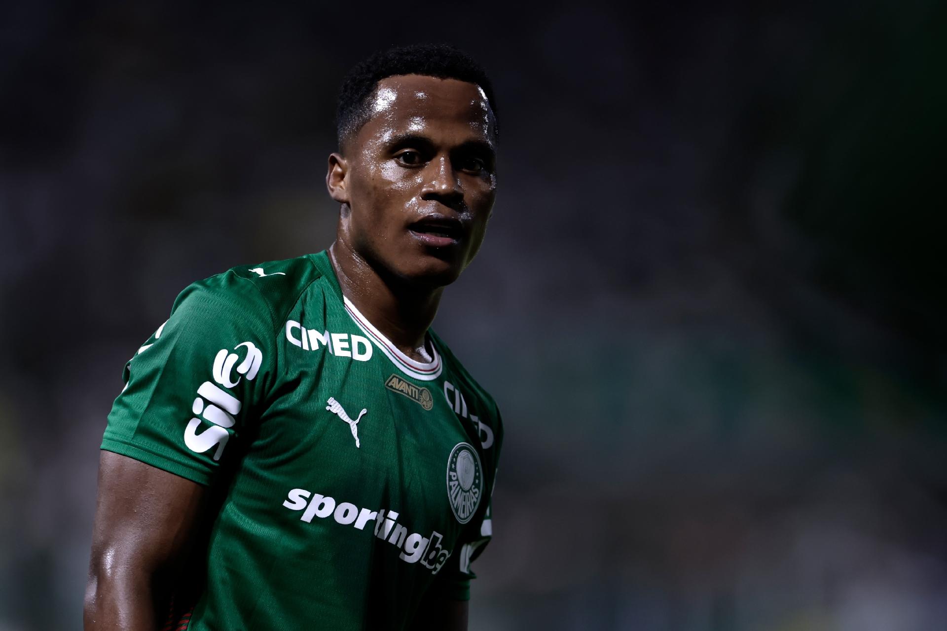 Com apenas cinco jogos, Arias já é campeão pelo Palmeiras - undefined