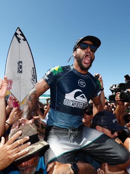 Ítalo Ferreira após vencer o Quiksilver Pro Gold Coast na Austrália - Chris Hyde/Getty Images