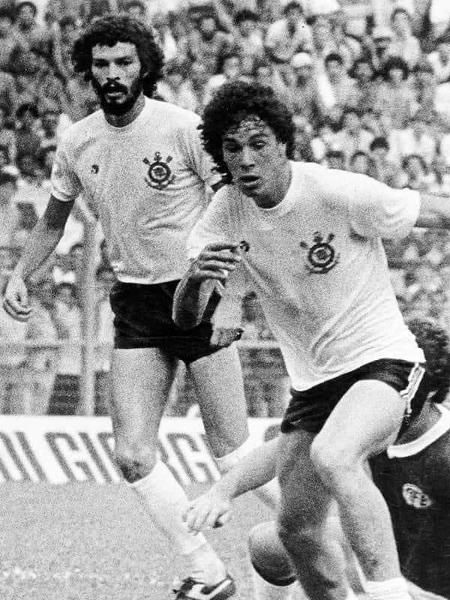 Casagrande e Sócrates em ação pelo Corinthians nos anos 80