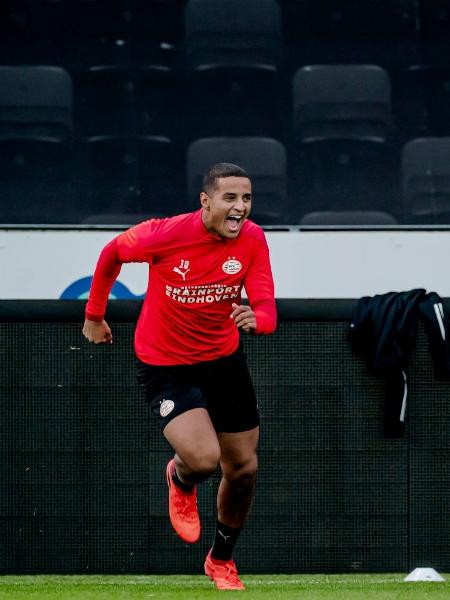 Mohamed Ihattaren, jogador do Ajax (HOL) - Soccrates Images/Getty Images