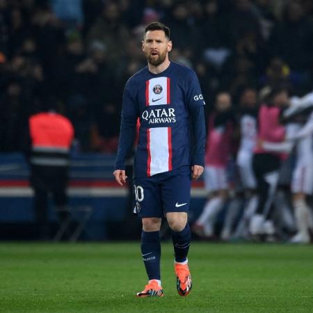 Messi foi vaiado pela torcida do PSG na derrota do último domingo - FRANCK FIFE / AFP