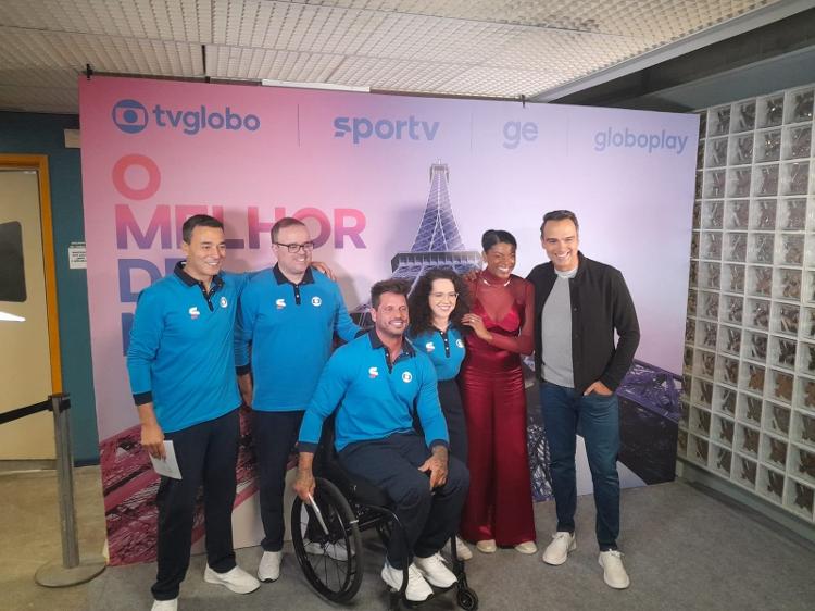 Narradores, apresentadores e comentaristas participaração de apresentação do estúdio olímpico da Globo