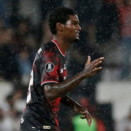 Ferreira comemora gol do São Paulo sobre o Libertad em jogo da Libertadores Ferreira comemora gol do São Paulo sobre o Libertad em jogo da Libertadores