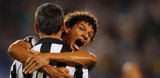 O Botafogo precisa de apenas uma vitória para selar seu retorno à Série A - Vitor Silva / SSPress