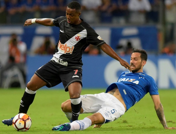 Cruzeiro não fura zaga vascaína e segue sem vencer na Libertadores