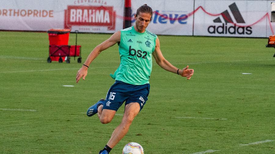 Lateral-esquerdo Filipe Luis durante treinamento do Flamengo - Alexandre Vidal / Flamengo