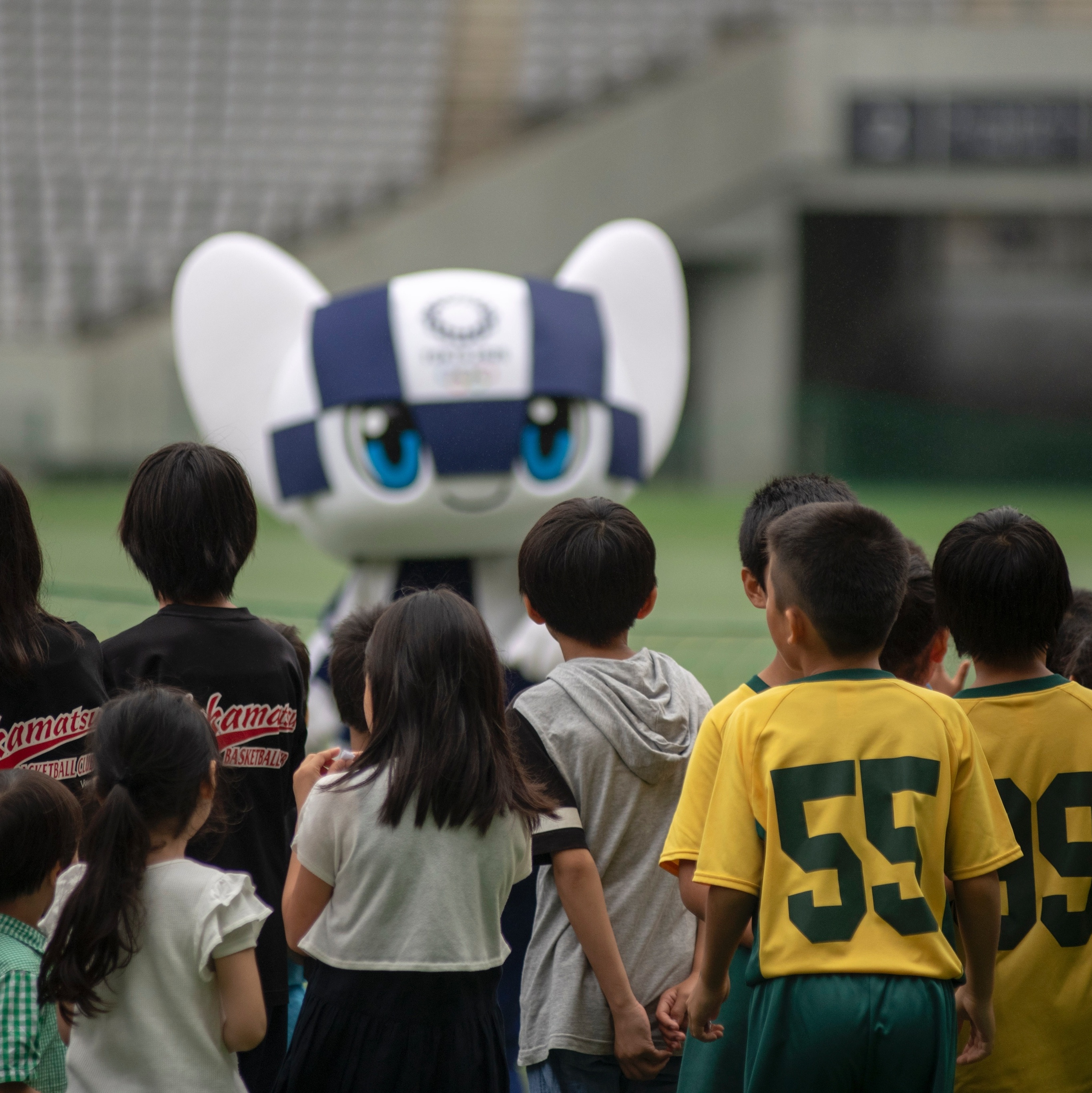 Consulado Geral do Japão em Curitiba - Estamos há apenas um ano desse  grande evento mundial com dois mascotes que são a cara do Japão!🎌 .  #MIRAITOWA: mascote da Olimpíada Tokyo 2020🥋