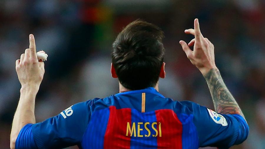 Messi com a camisa 10 do Barcelona - Gonzalo Arroyo Moreno/Getty Images