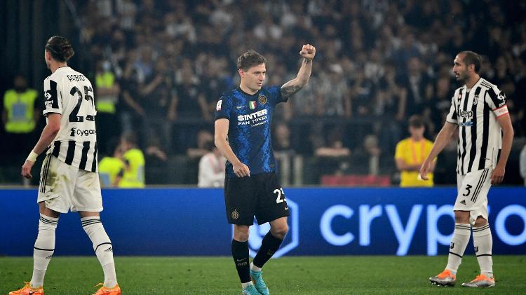 Inter Milan's Barella celebrate their goal against Juve in Coppa Italia final - ISABELLA BONOTTO / AFP - ISABELLA BONOTTO / AFP