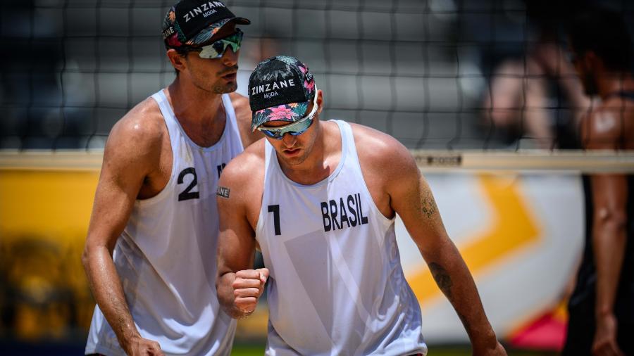 André Stein (1) e George (2) estão na semifinal do Mundial de Vôlei de Praia - FIVB