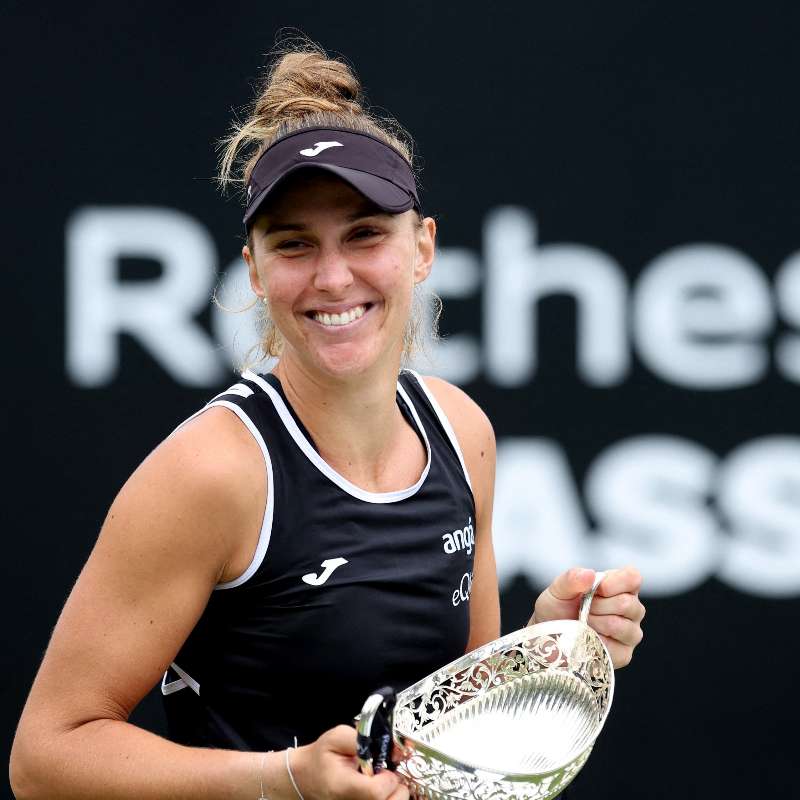 Bia Haddad aparece em 16º no ranking e alcança segunda melhor posição de um  brasileiro na história