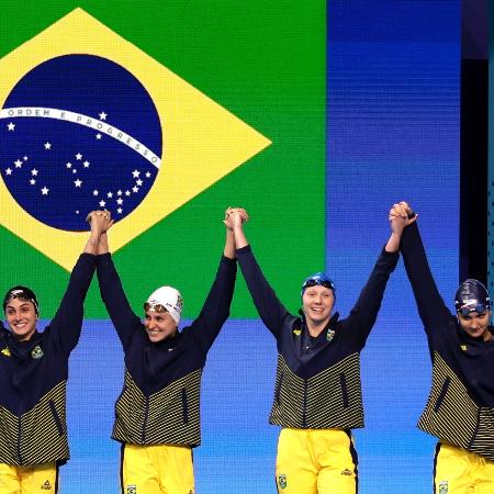 Equipe do Brasil dos 4x200 da natação feminina nas Olimpíadas 2024