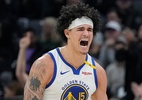 Gui Santos faz a melhor marca da carreira, mas Warriors perdem na NBA - Thearon Henderson/Getty