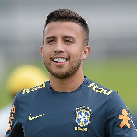 Matheus Henrique se destacou no Grêmio e chegou a representar a seleção brasileira - Divulgação